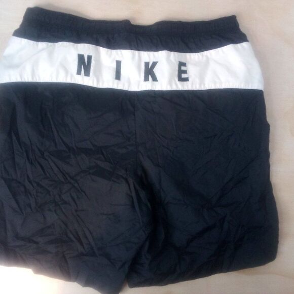 Vintage 90s Nike Spell Out Mesh Lined Swim Shorts Trainers - Picture 5 of 9